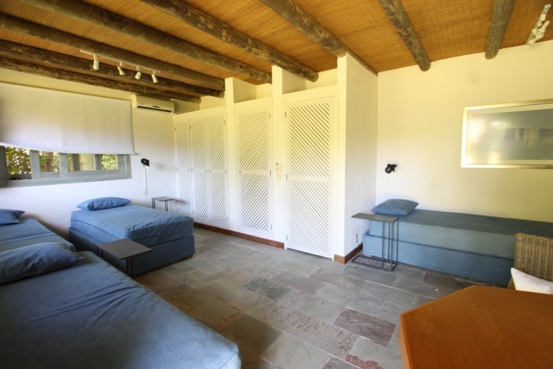 Magnifica casa en alquiler sobre el mar en La Barra